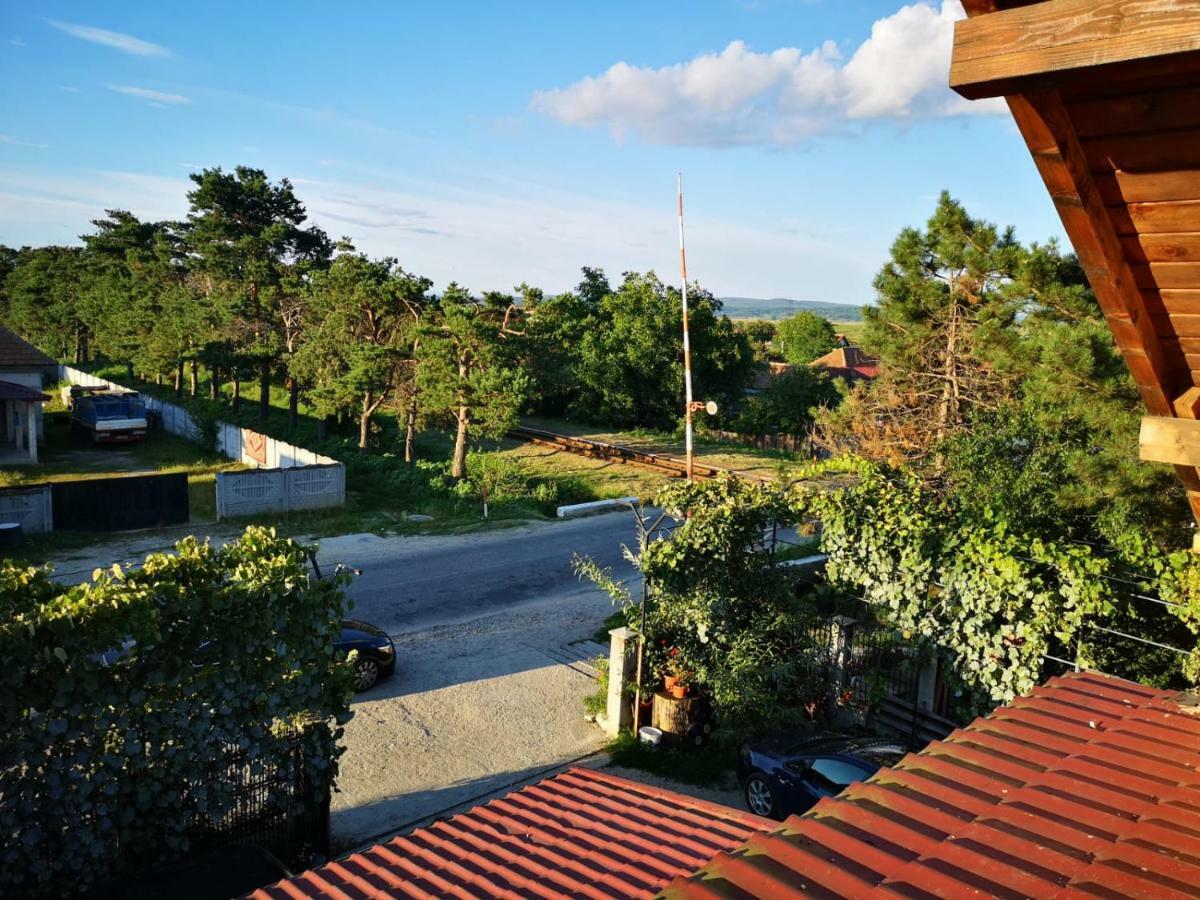 Casa Eden Lägenhet Babeni Exteriör bild