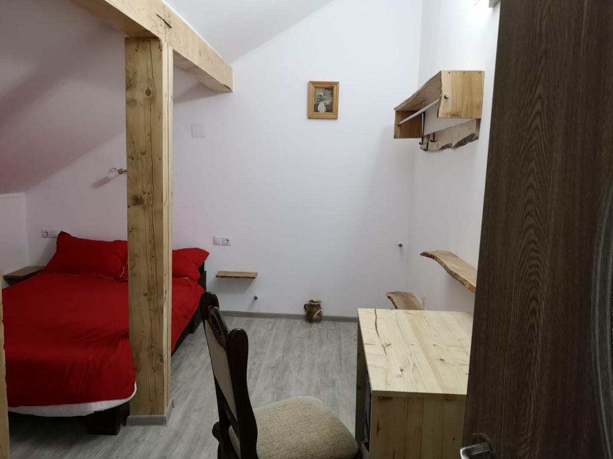 Casa Eden Lägenhet Babeni Exteriör bild